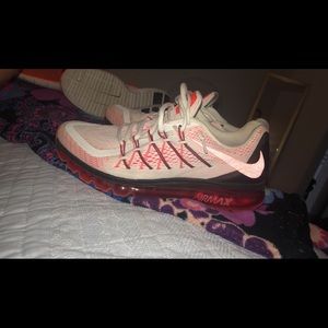 Air max running shoes